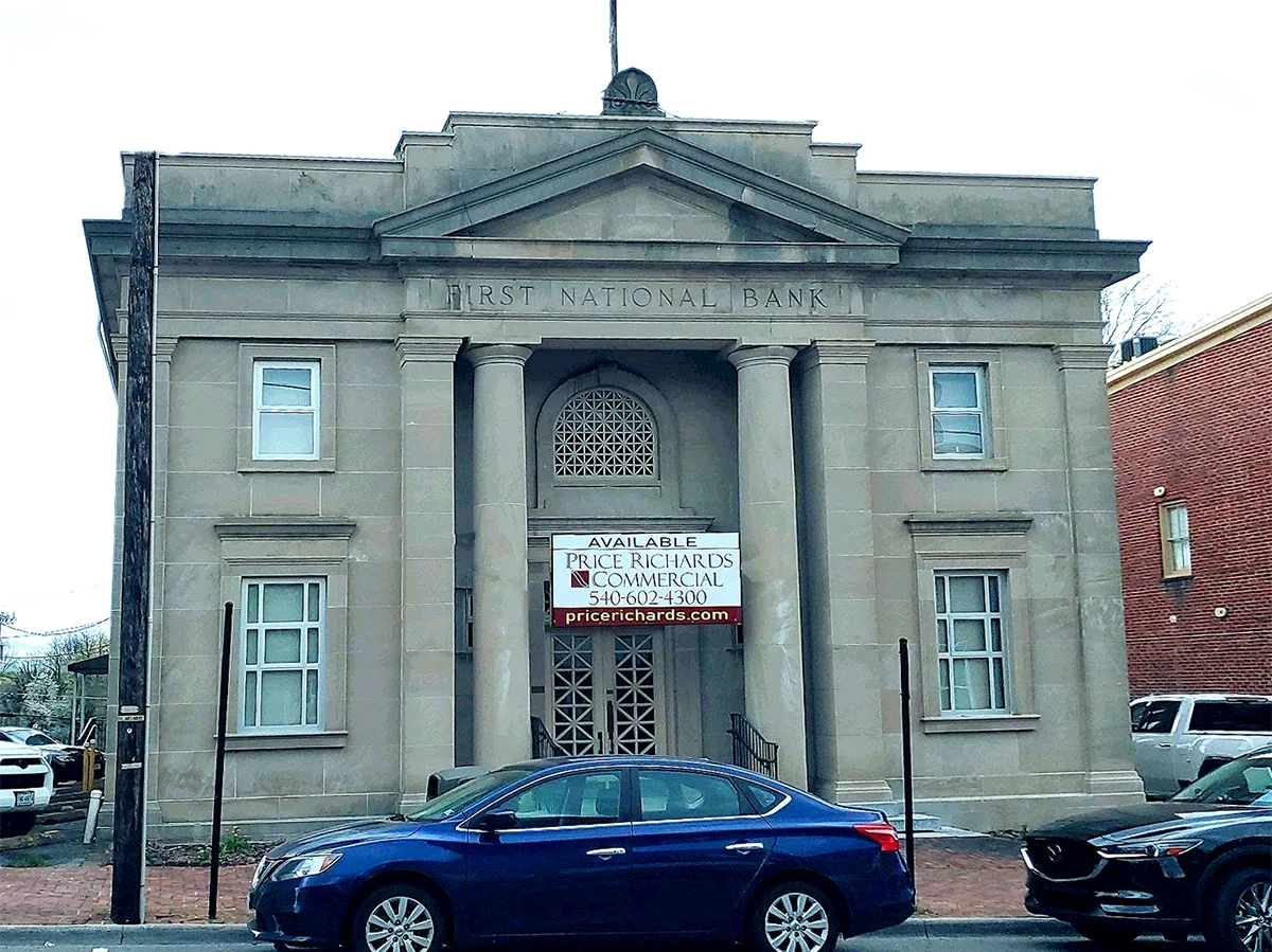 174 East Main Street, Abingdon, VA