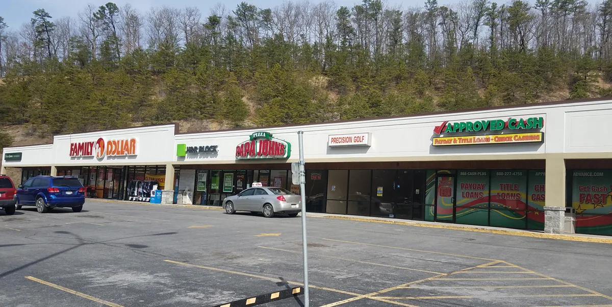Twin City Plaza, Bluefield, VA