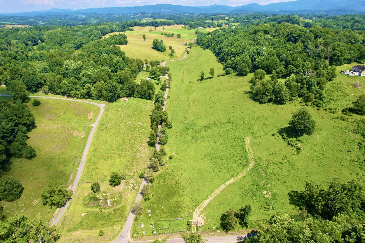 Dillard Road Lots, Chilhowie, VA